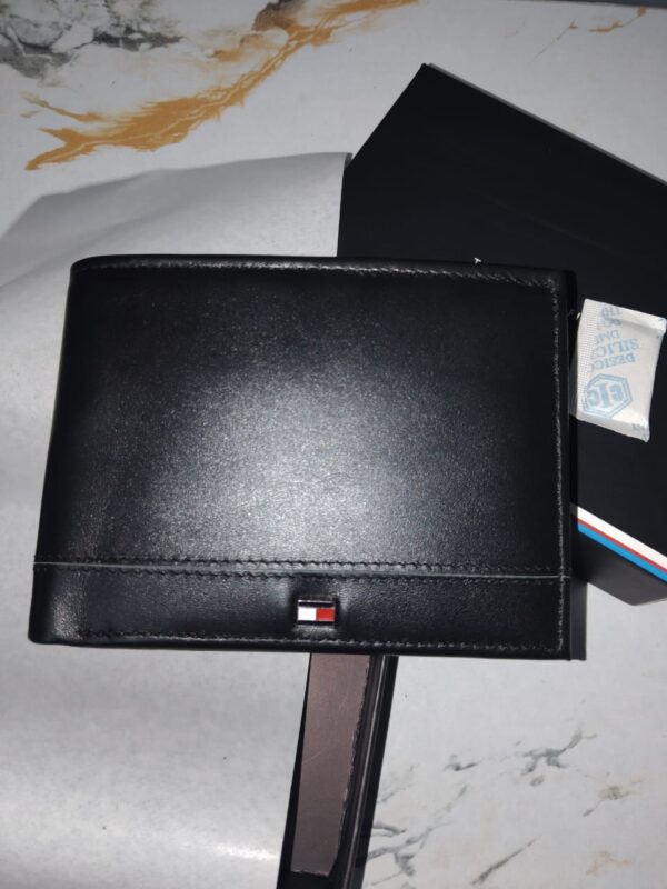 tommy men's leather wallet 25 pcs wholesale lot